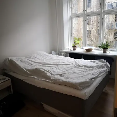 Cozy One Bedroom In Vesterbro 코펜하겐